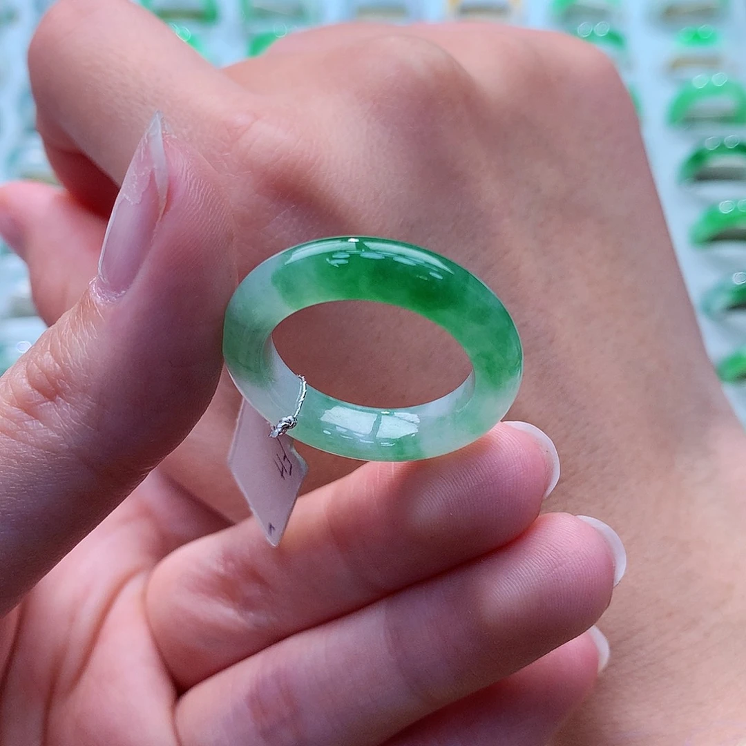 翡翠戒指未镶嵌23号