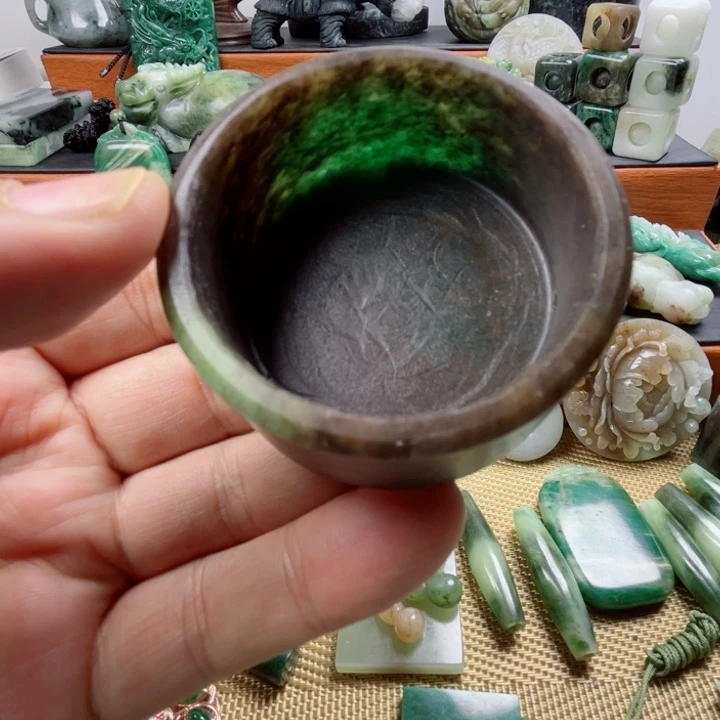 独山玉未镶嵌珠宝半成品