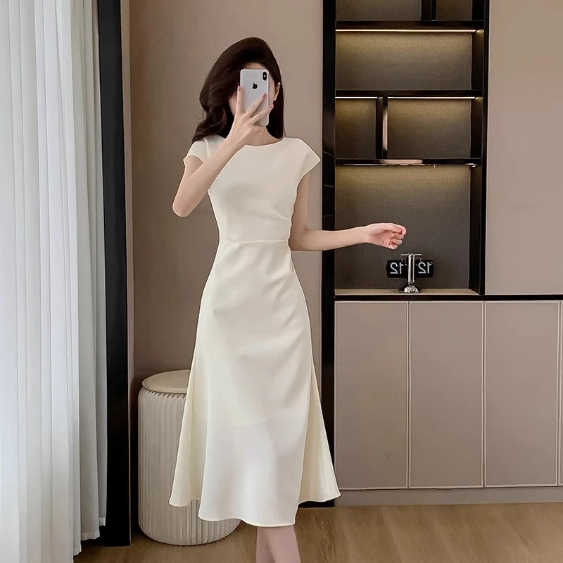 夏季法式白色连衣裙女修身显瘦气质高级感收腰鱼尾裙长裙子