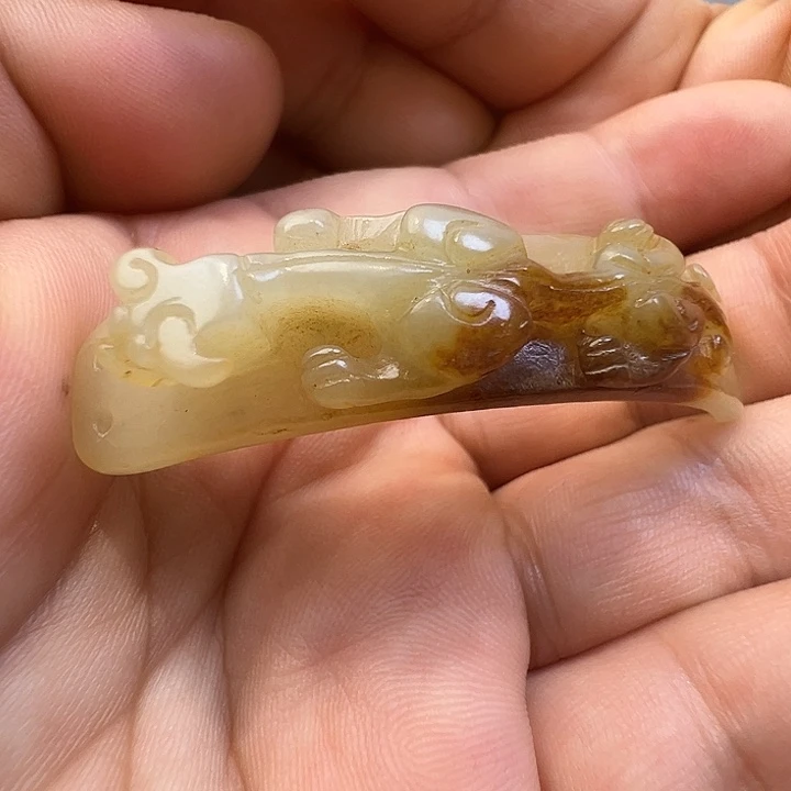 和田玉（糖玉）未镶嵌挂件