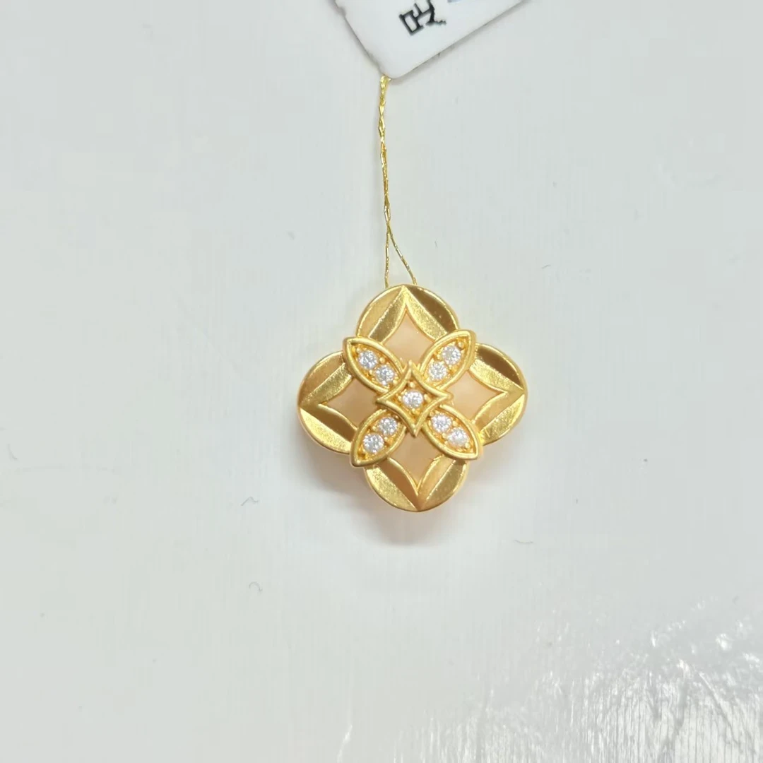 合成锆石【莹莹专享】足金999投资金  点钻镂空四叶 0.97 SY
