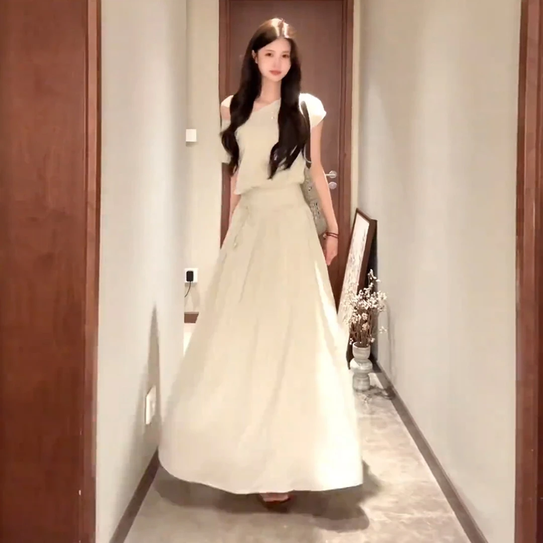 法式气质白色斜肩短袖连衣裙子2025新款女夏季慵懒风收腰套装长裙