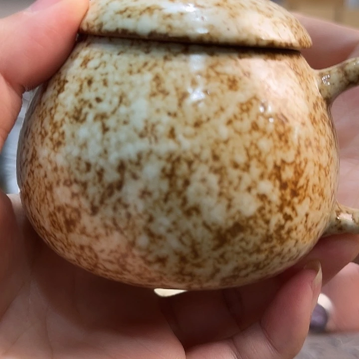 微瑕是真的不适合做表情了哈