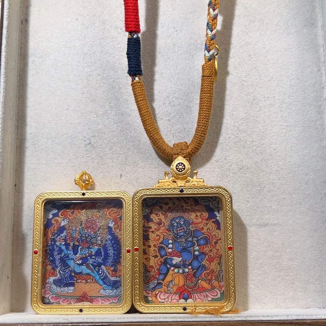 王***y吊坠双面定制 黑c 大威德