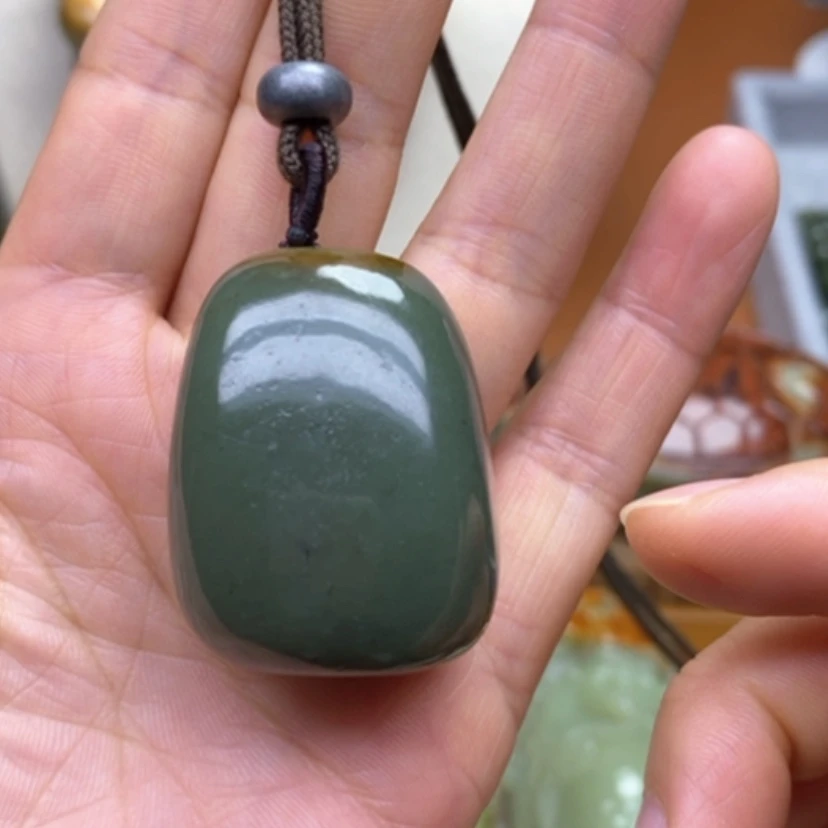 【闪购商品】未镶嵌岫岩河磨玉（透闪石质玉）挂件