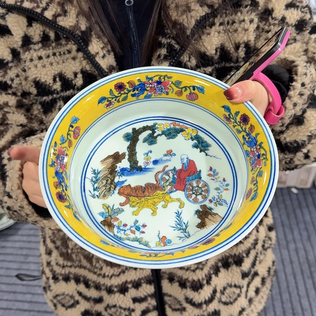 摆件瓷//////景德镇陶瓷瓷器。