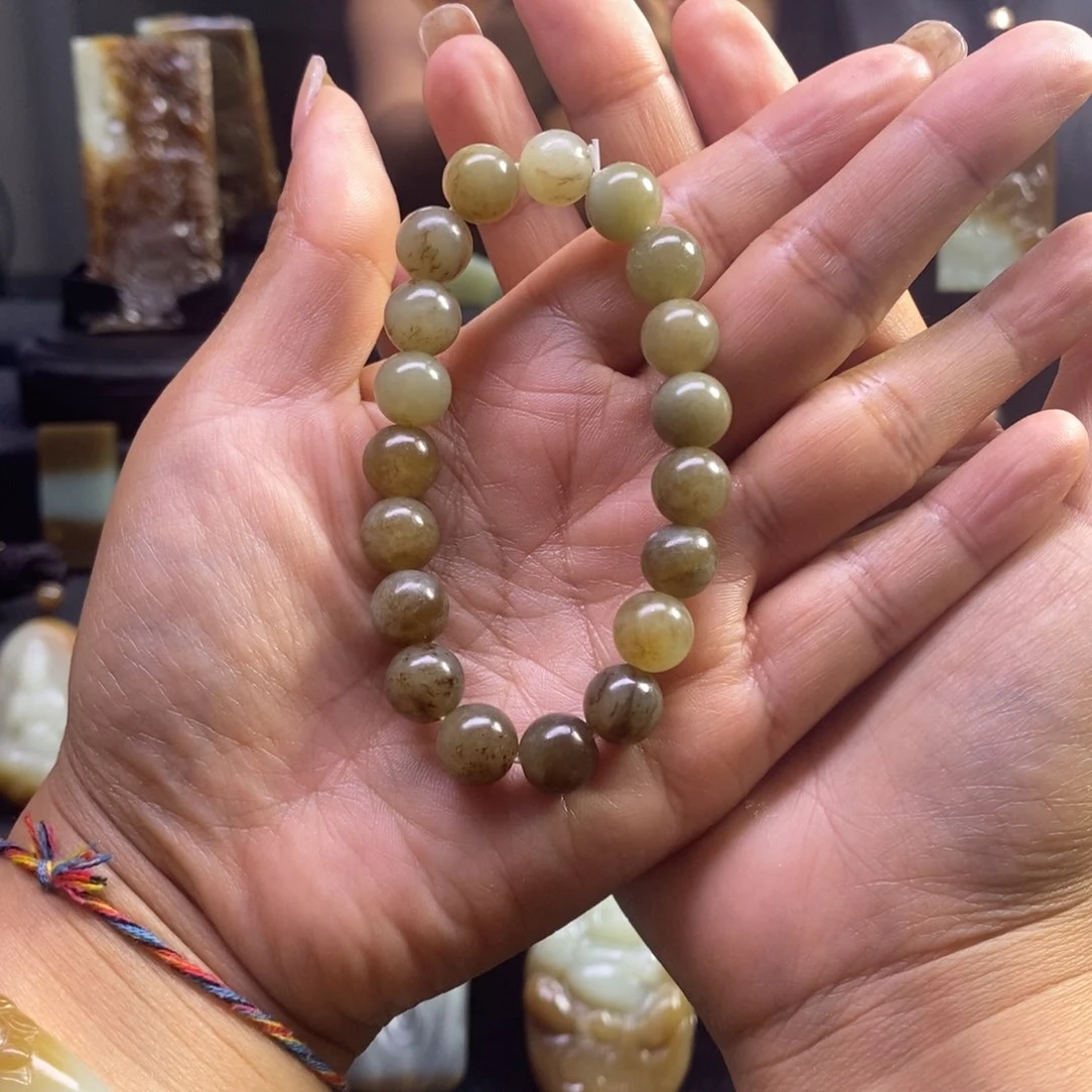 和田玉（糖玉）未镶嵌颈饰