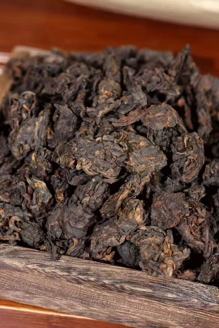 2014年老茶头普洱熟茶茶饼200克