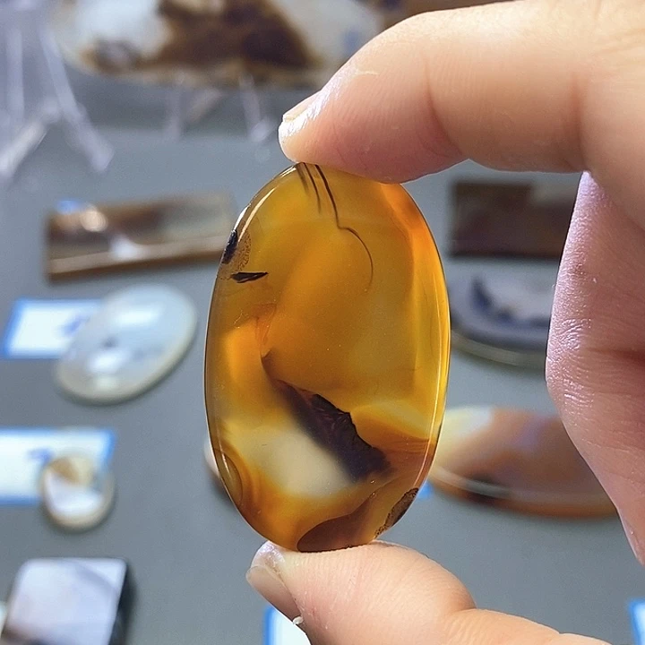 玛瑙/玉髓未镶嵌珠宝半成品