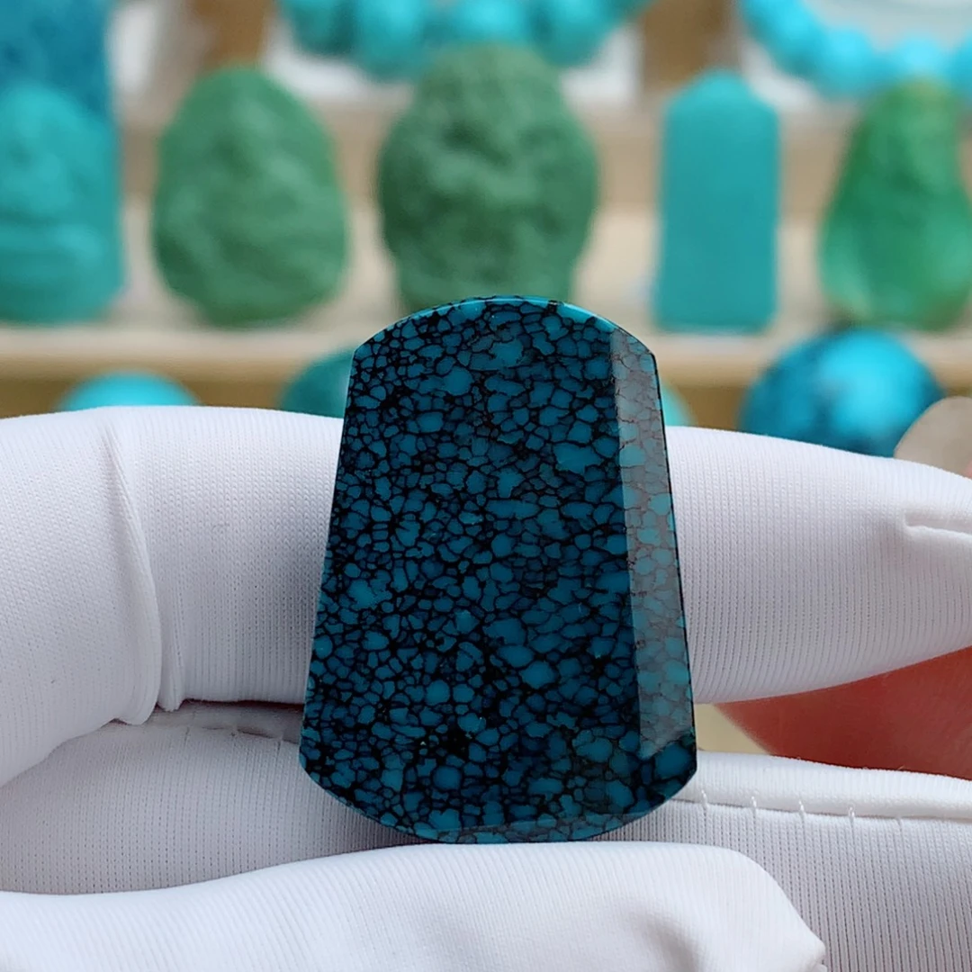 绿松石未镶嵌挂件