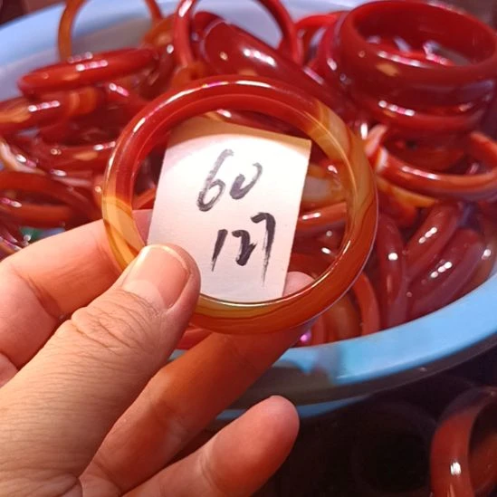 玛瑙/玉髓未镶嵌手镯