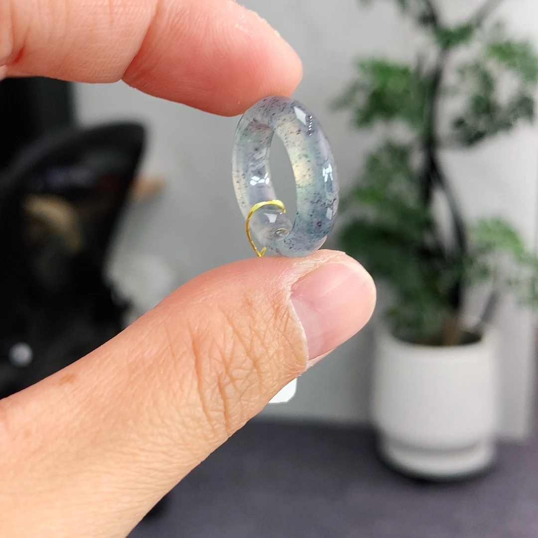 翡翠未镶嵌戒指3号