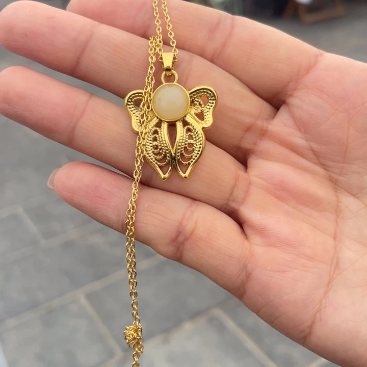 和田玉未镶嵌颈饰