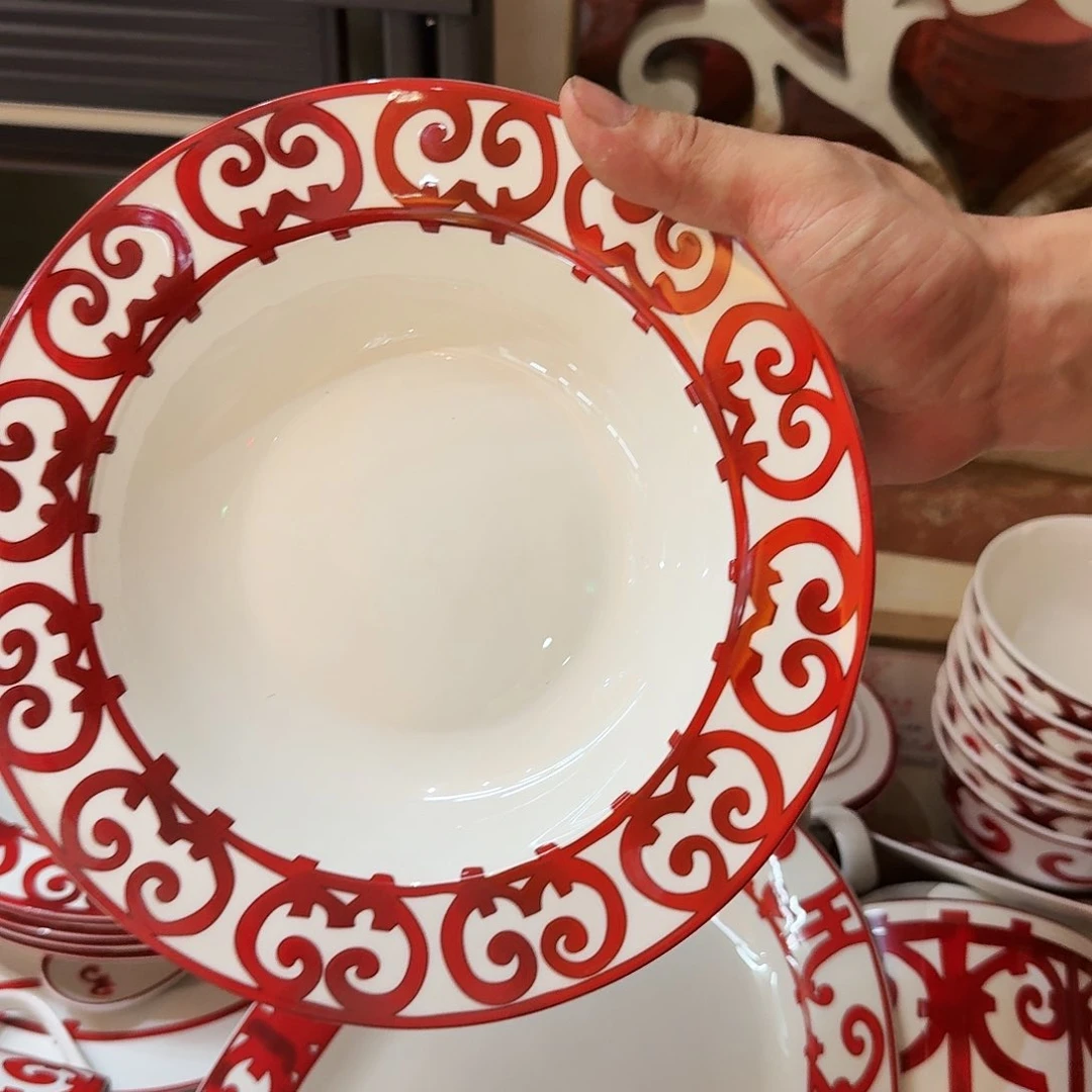 45%以上骨粉骨瓷陶瓷工艺美术精品展览正品
