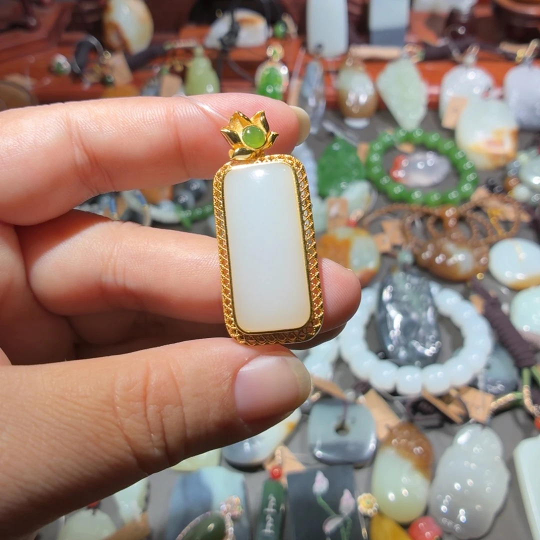 颈饰银S925镶嵌和田玉