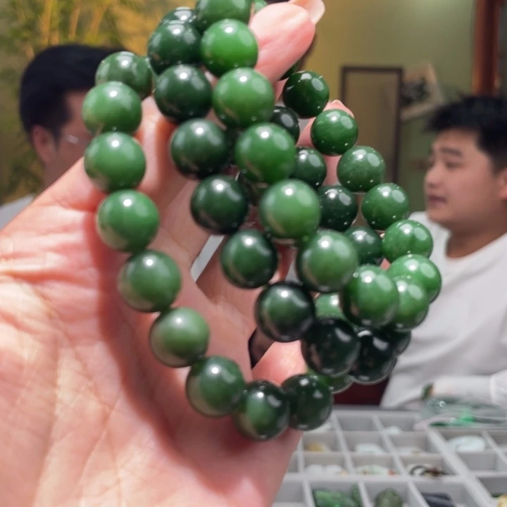 和田玉未镶嵌颈饰多样性发货，发其一