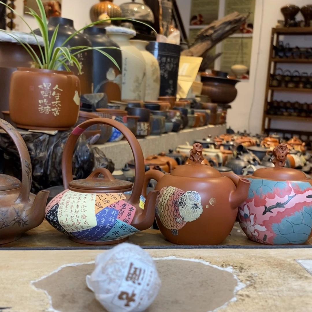 ****芽云南建水紫陶品茗杯