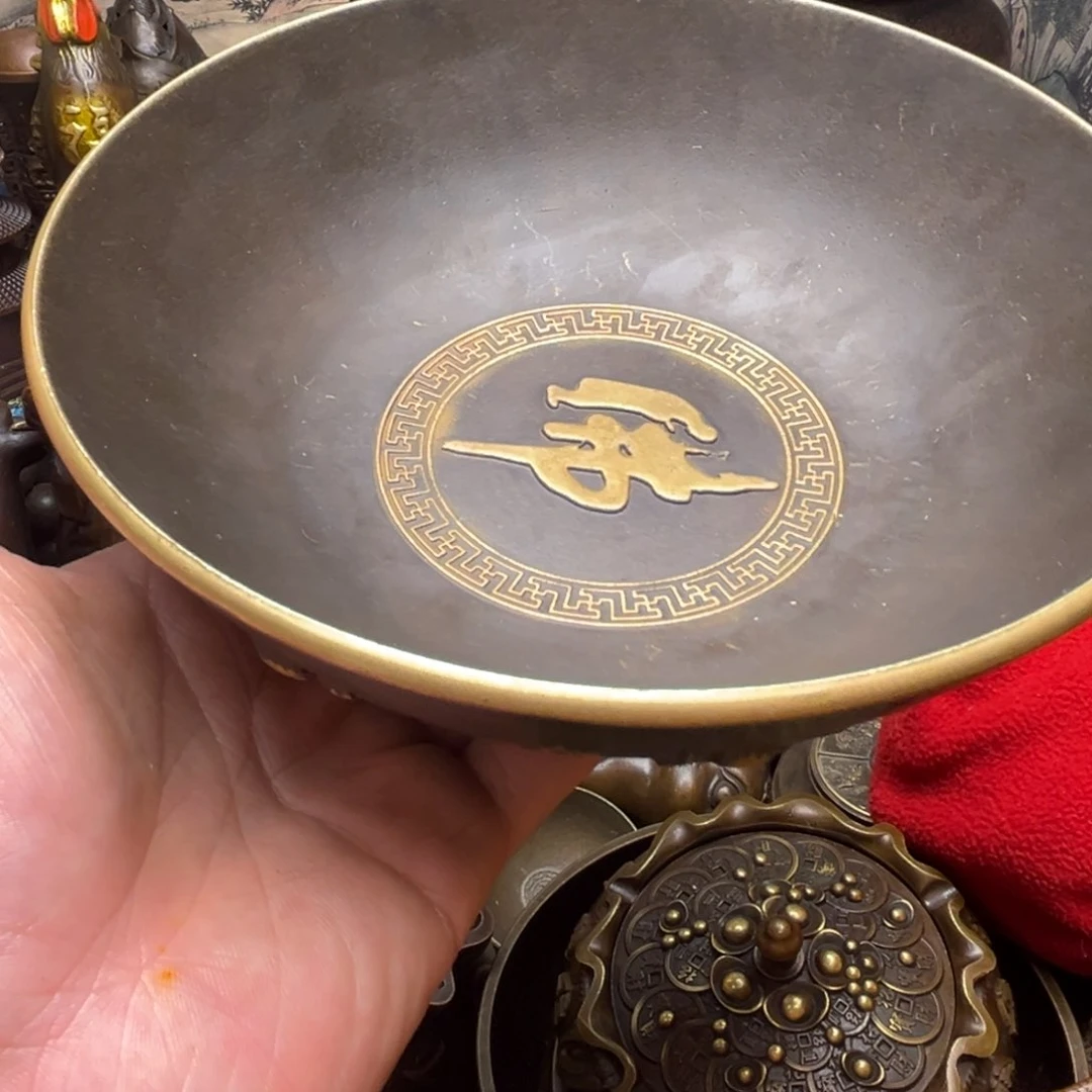 精美铜器，点击下单