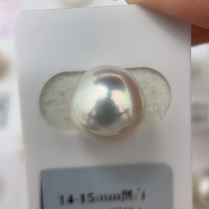 颈饰未镶嵌海水珍珠14.5mm 澳白 炫彩 强光H2