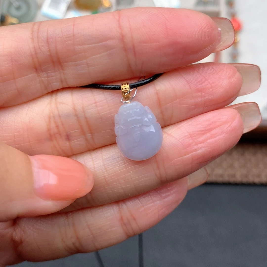 颈饰18K金镶嵌翡翠