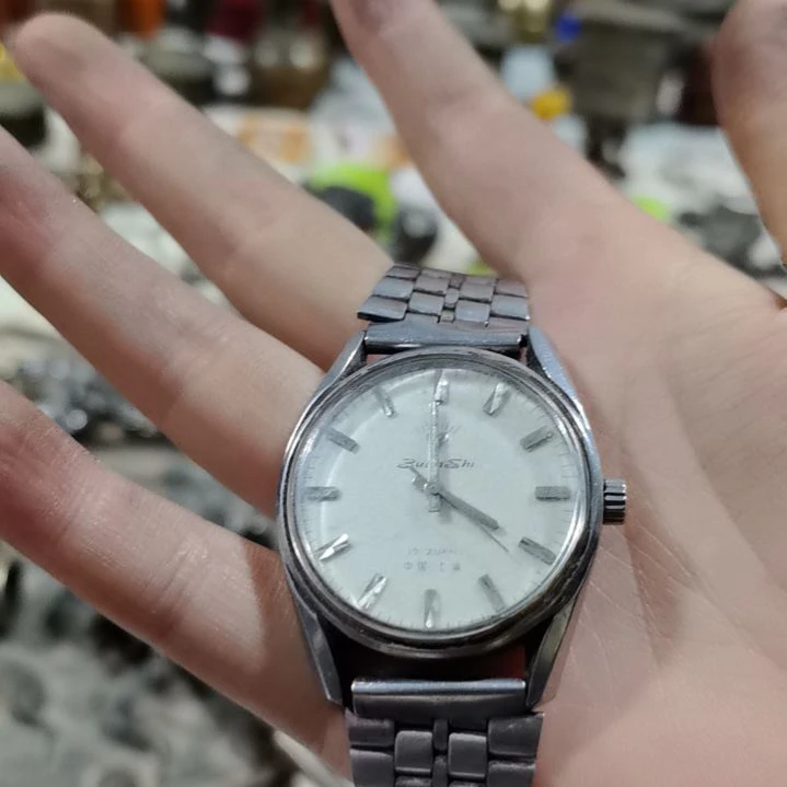 有机玻璃品相完整，喜欢拍