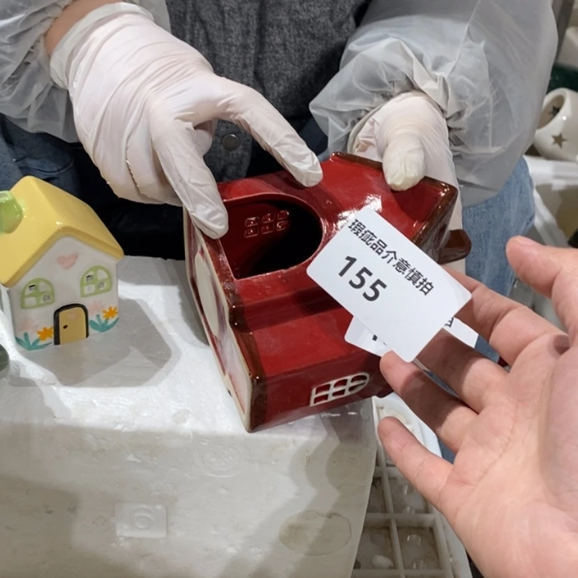 【闪购商品】摆件猫****爪陶瓷摆件瑕疵特卖