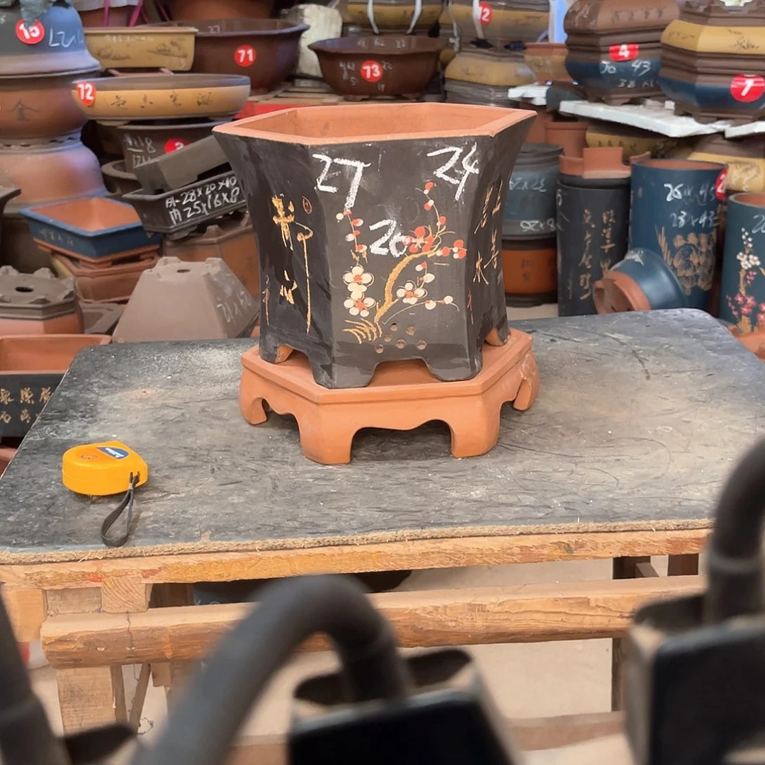 紫砂花盆六方盆一个