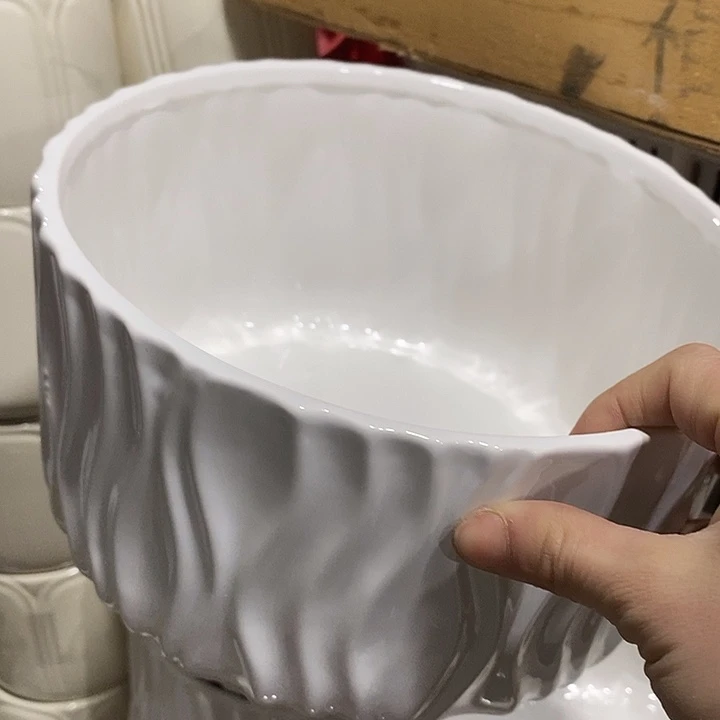 陶盆有孔 瑕疵针孔漏釉介意勿拍外口 22外高12