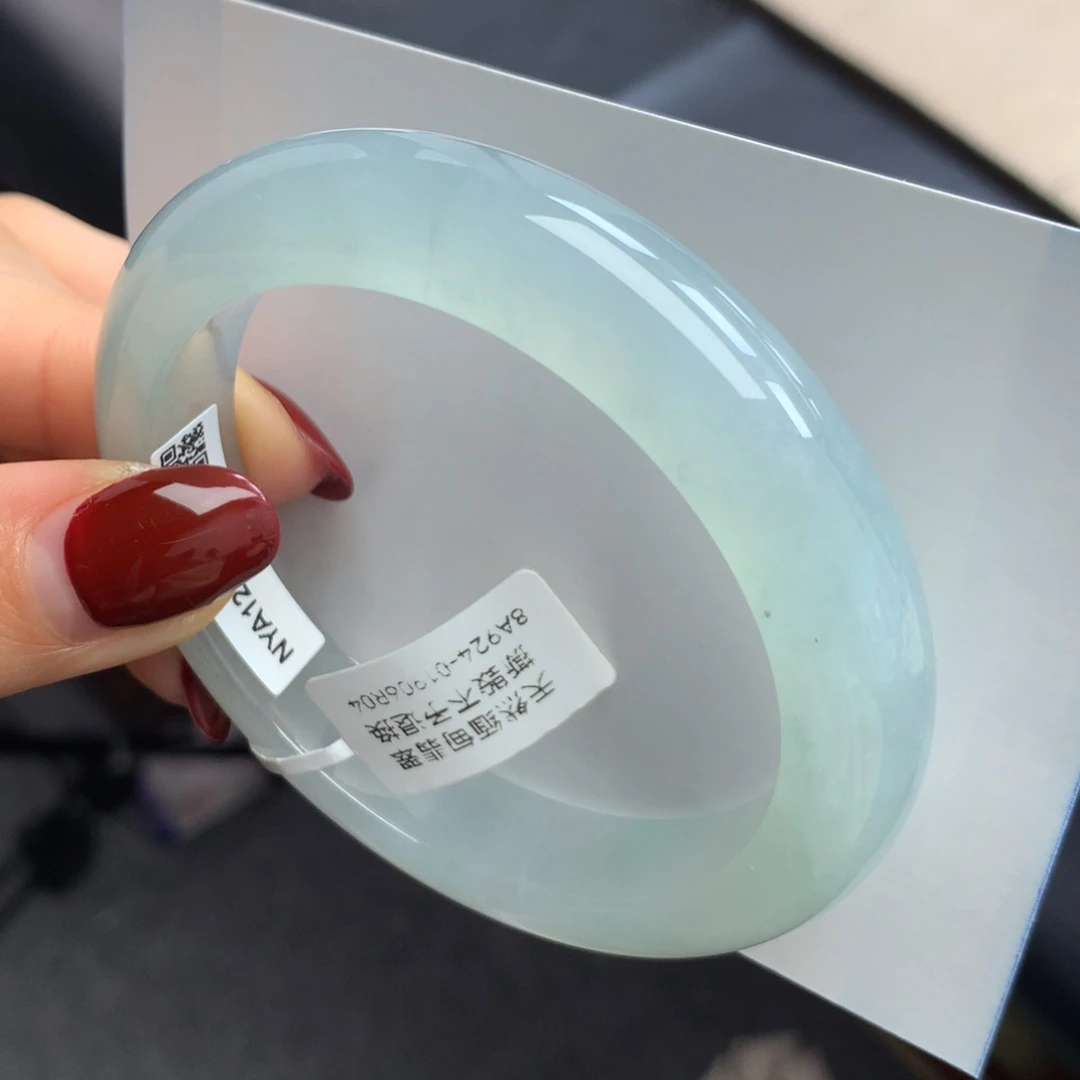 翡翠未镶嵌手镯冰