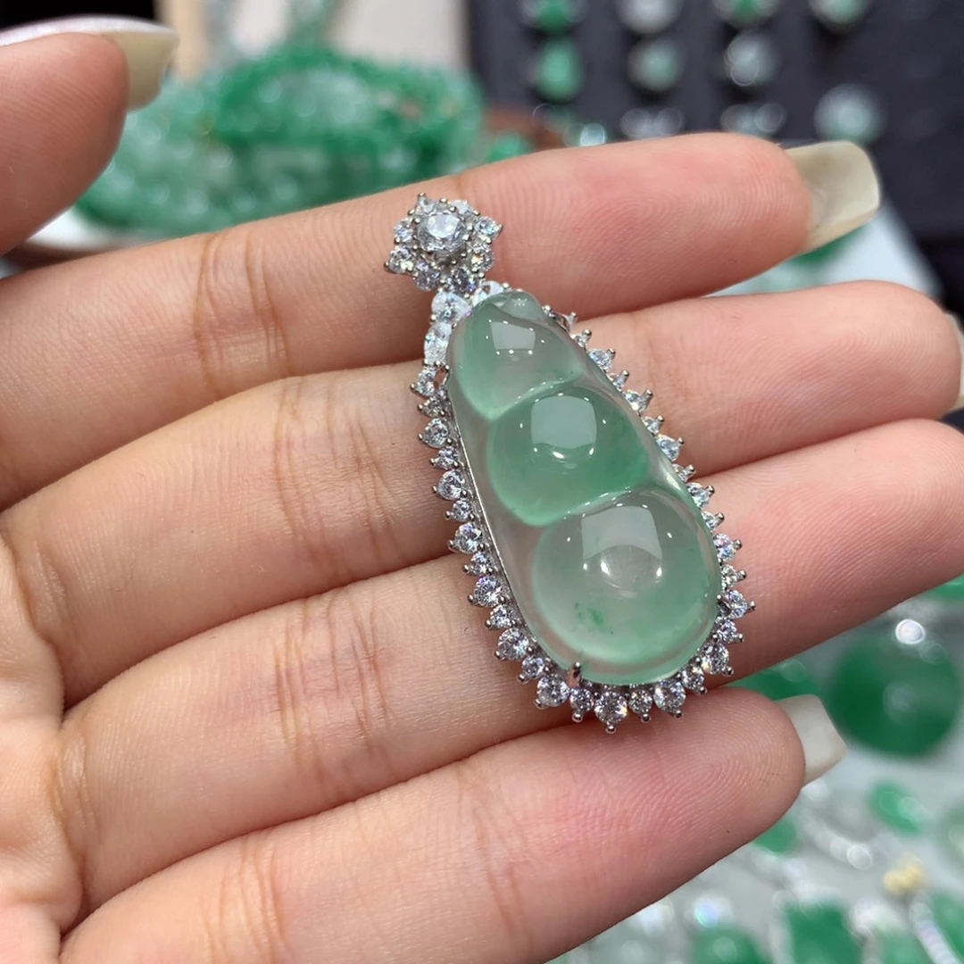 颈饰银S925镶嵌石英质玉（非洲翠）z***_