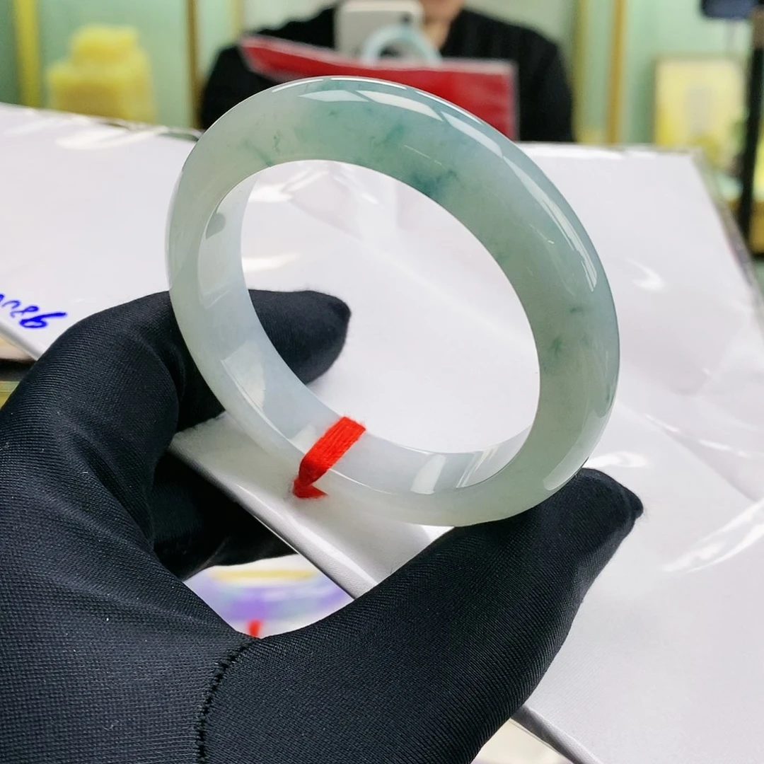 【闪购商品】未镶嵌手镯翡翠