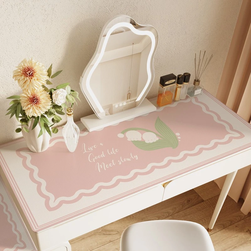 新款梳妆台皮革桌垫化妆台桌布轻奢高级感桌面垫防水防油台布垫子