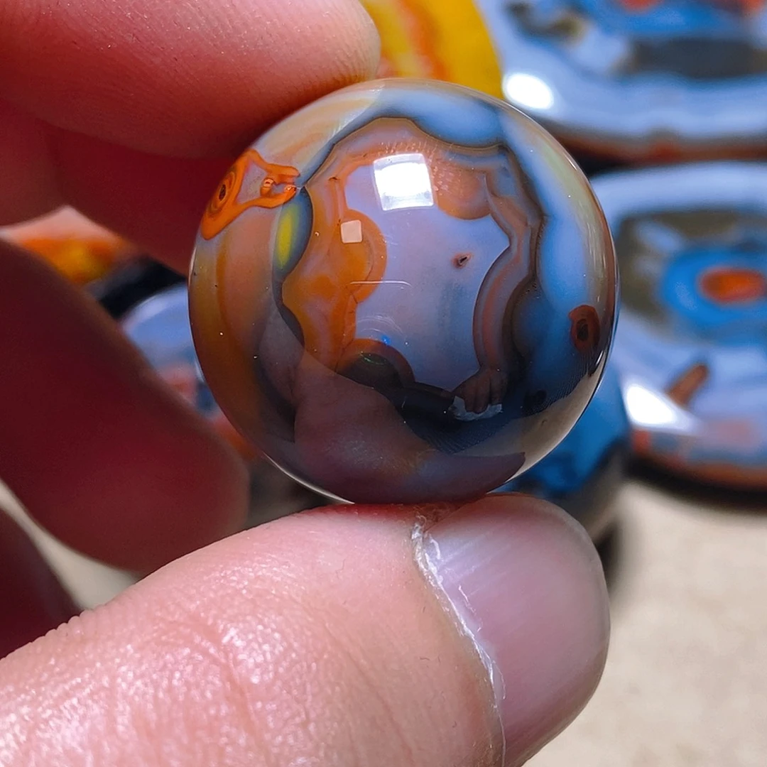 未镶嵌颈饰玛瑙/玉髓富*