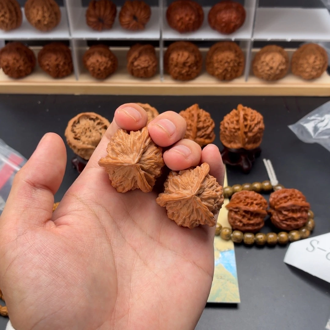 *****文玩核桃把件盘山三棱36/37