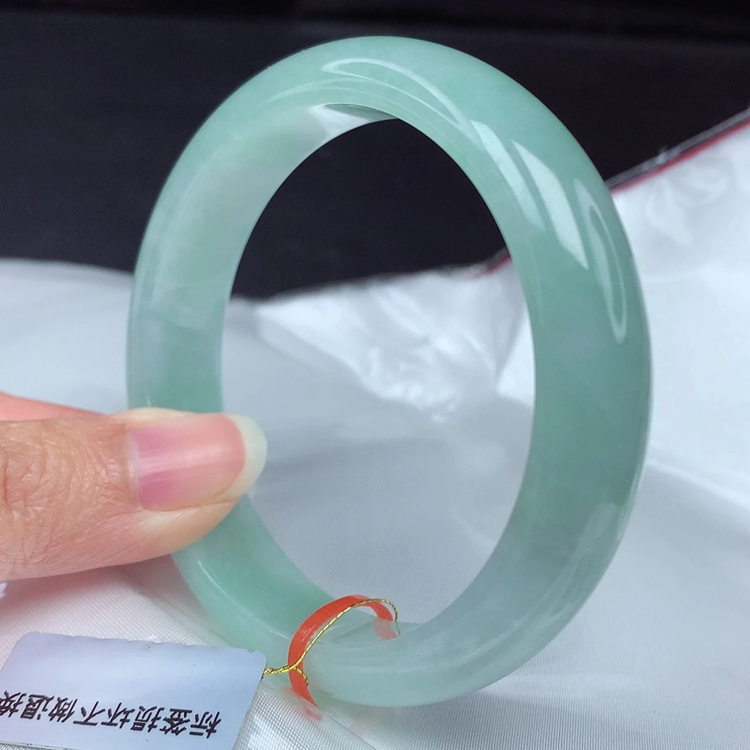 翡翠手镯未镶嵌58圈3253