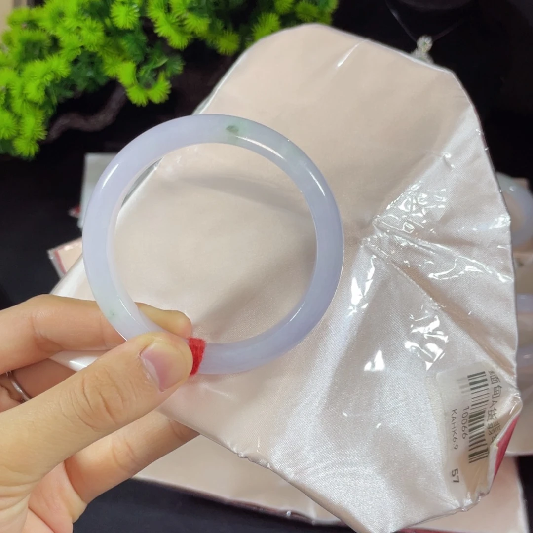 未镶嵌手镯翡翠天然翡翠手镯