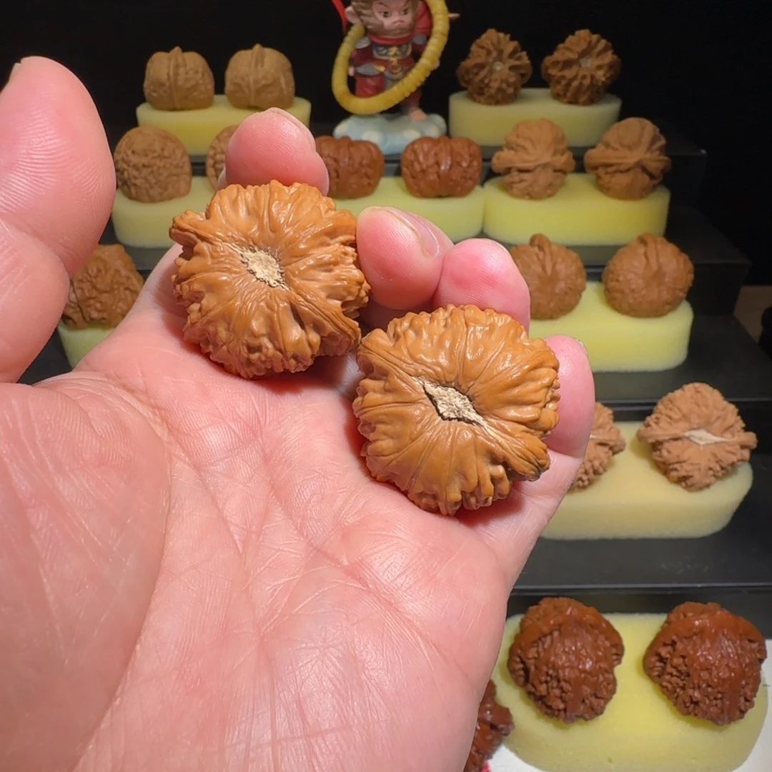 吊坠文玩核桃白狮子