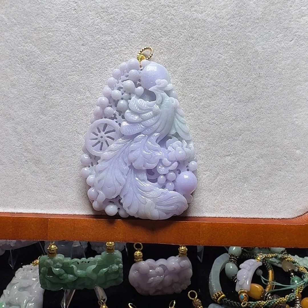 吊坠(赠链)未镶嵌翡翠