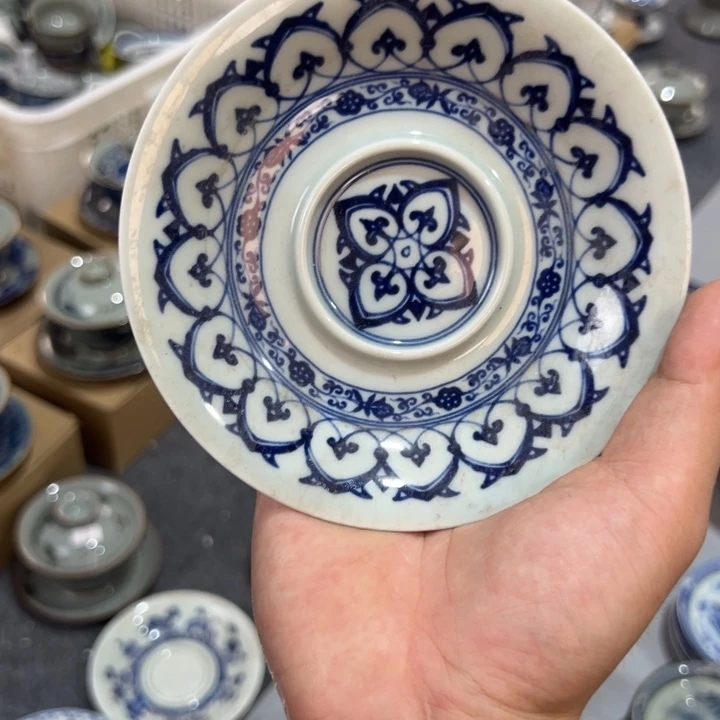 白青花宝想壶承qqqqqq
