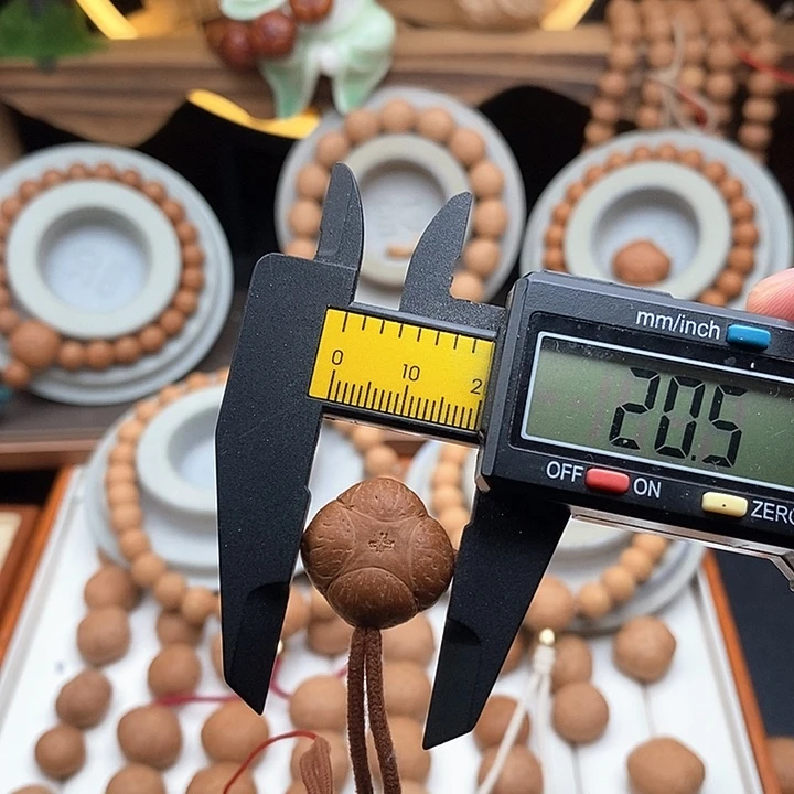 吊坠凤眼菩提尼泊尔菩提麒麟20.6背部瑕疵