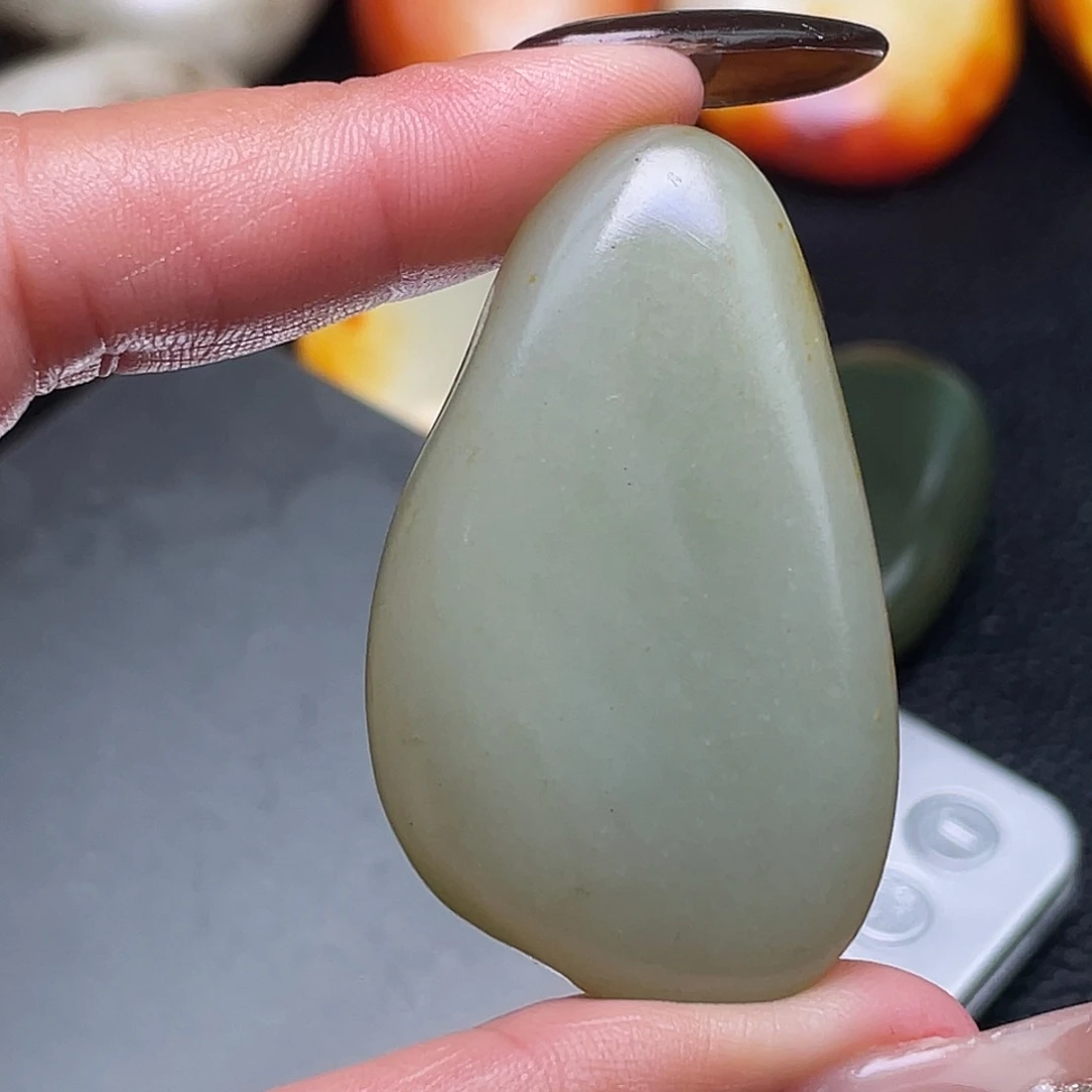 和田玉未镶嵌珠宝奇石