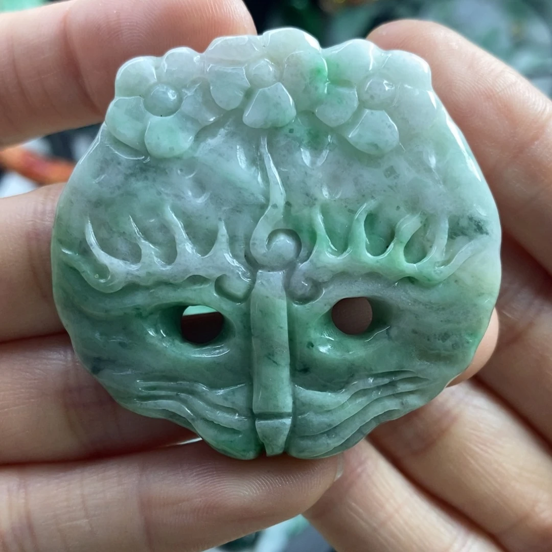 翡翠颈饰未镶嵌吊坠