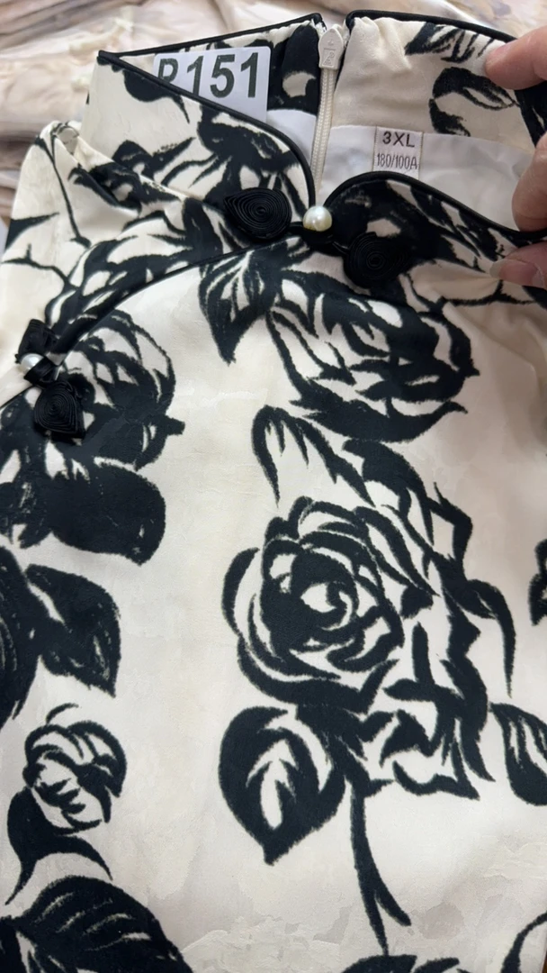 -151-瑕-------改良款旗袍