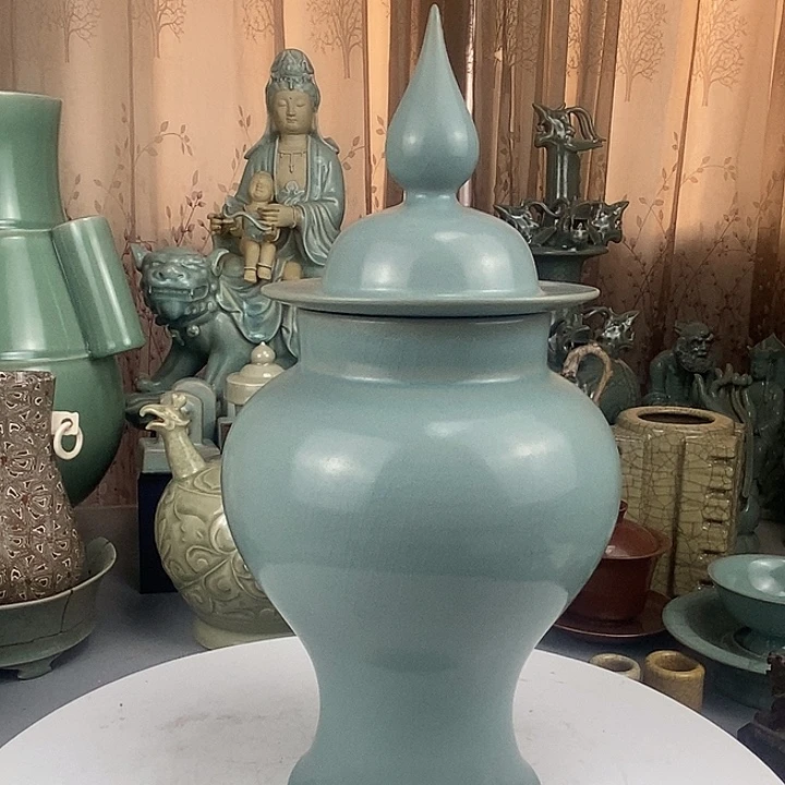 汝瓷天青釉将军盖罐