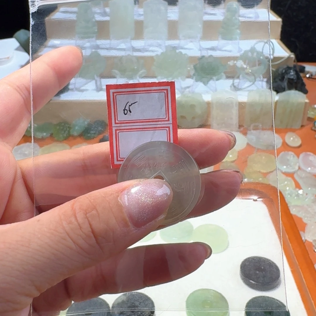 岫玉合金颈饰精美礼品