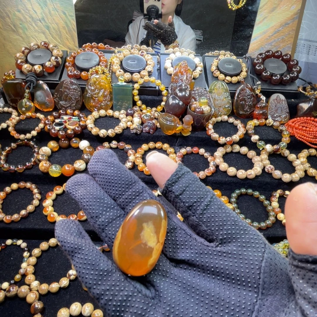 琥珀未镶嵌手串水滴