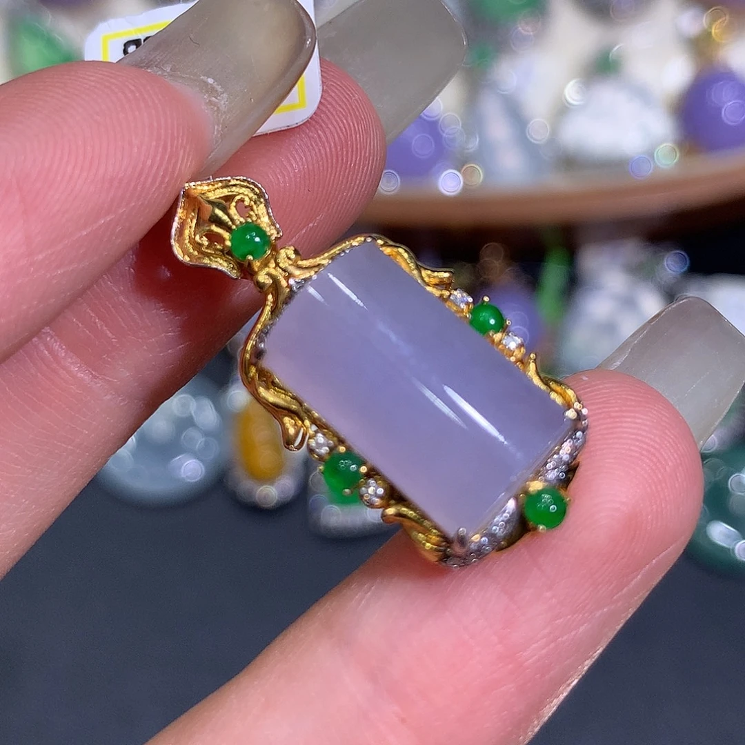 翡翠18K金镶嵌吊坠(不含链)