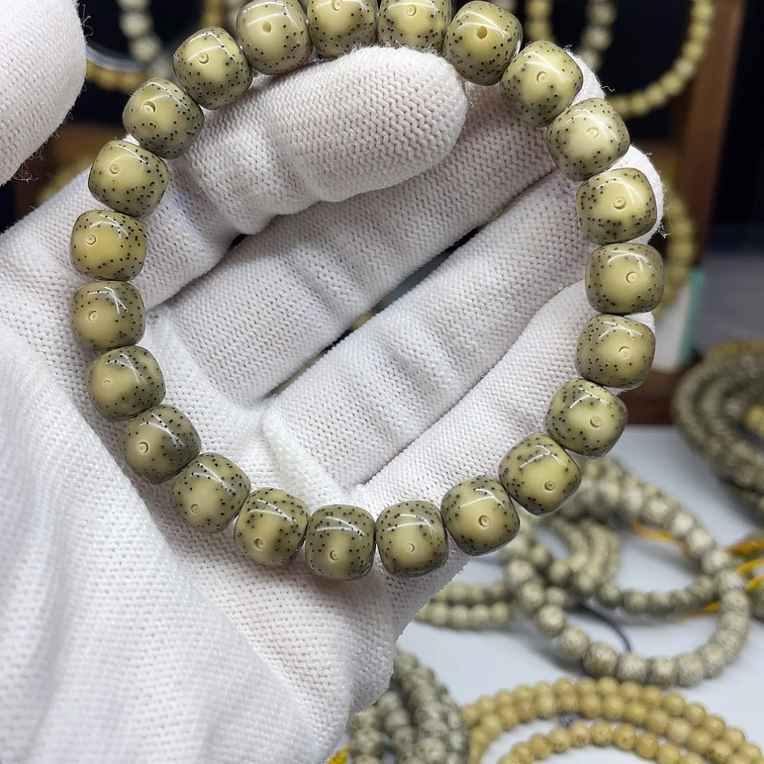 星月菩提手串10-9，大眼睛小细星