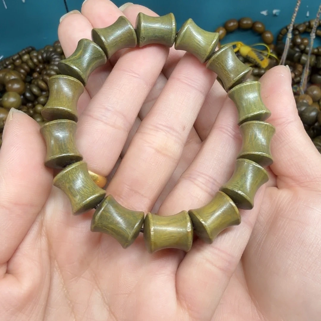 无事牌维腊木（绿檀）