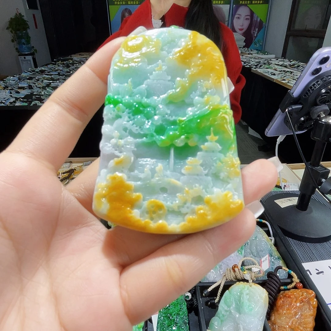 颈饰未镶嵌翡翠一